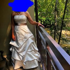 Oleg Cassini Strapless Champange Wedding Dress